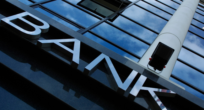 Welche Sonderprogramme bietet die KfW-Bank während der Krise? Bank 650x351 beratung to|market Consulting GmbH Bank 650x351
